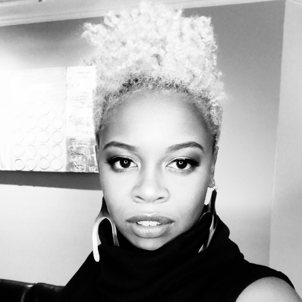 Meet Fashion Stylist, Ray C'Mone